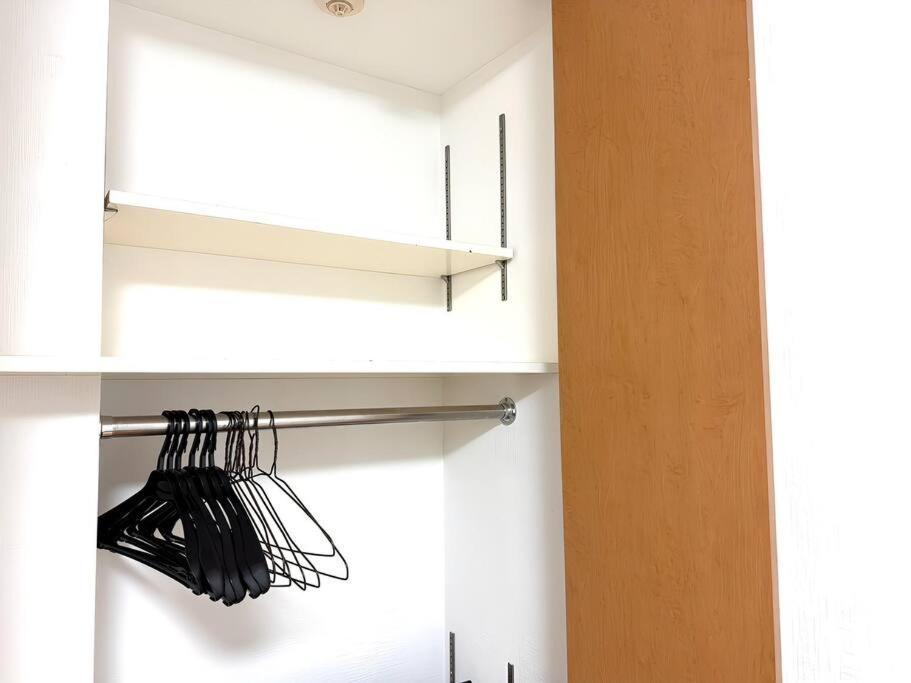 Shin-okubo Sta・1 Min Walk/　shinjuku Sta 2min/　switch Tokio