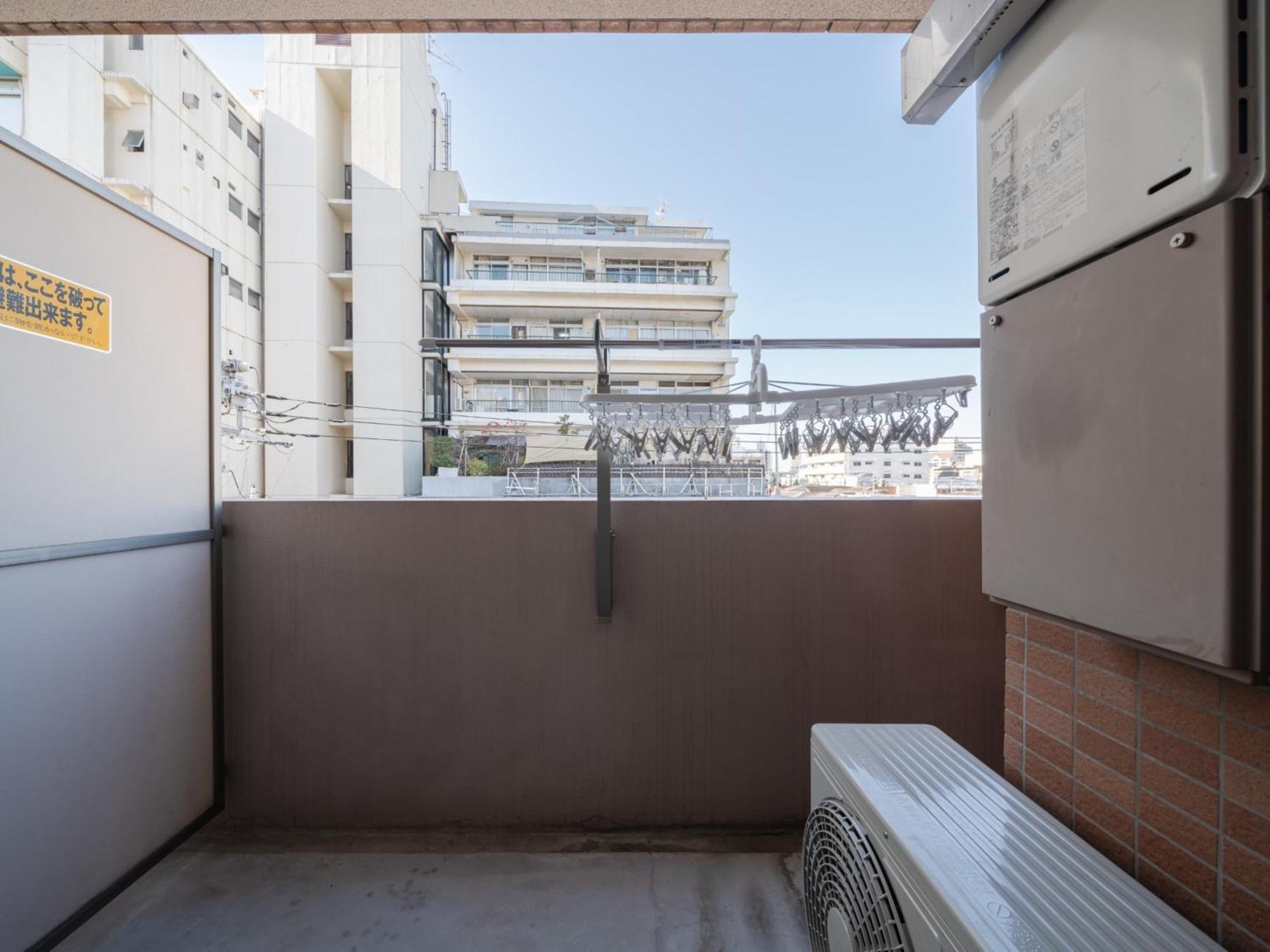 Shin-okubo Sta・1 Min Walk/　shinjuku Sta 2min/　switch Appartement *