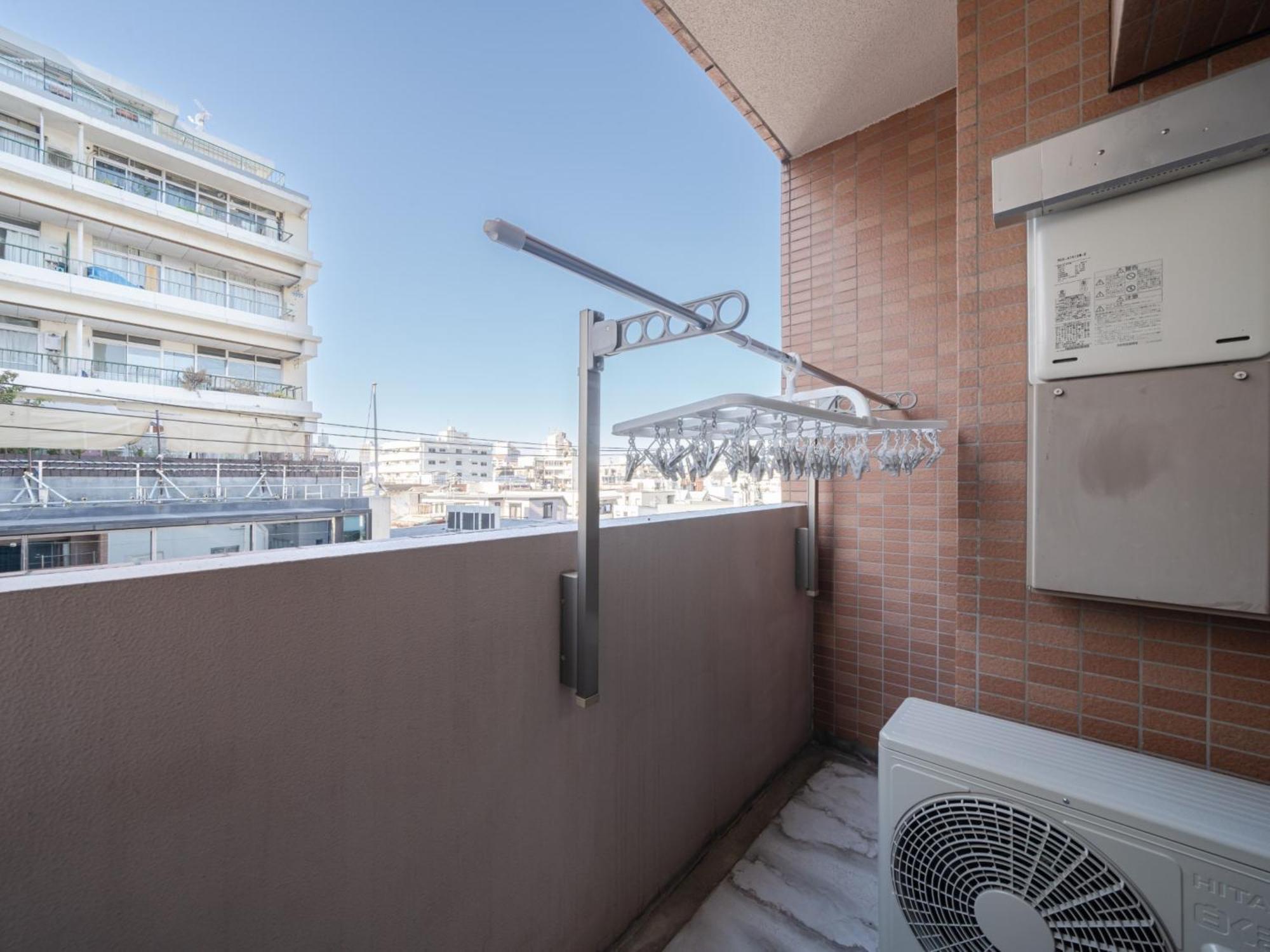 Shin-okubo Sta・1 Min Walk/　shinjuku Sta 2min/　switch Appartement